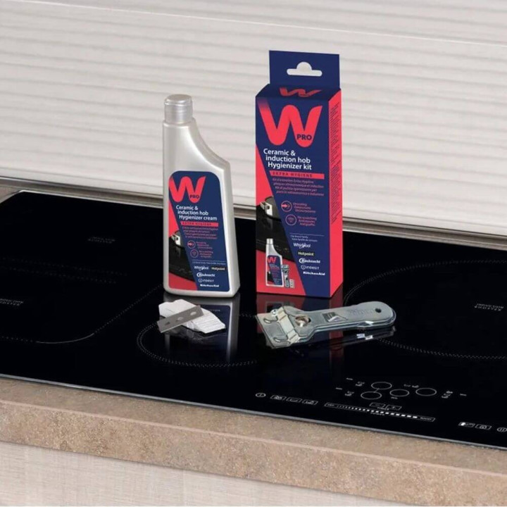Kit di pulizia per piani in vetroceramica e induzione 484000008418