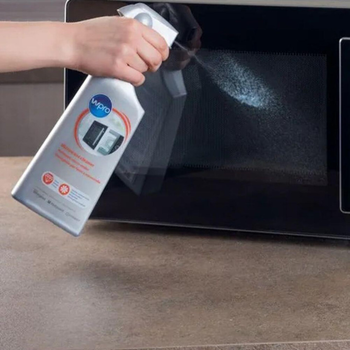 Detergente igienizzante per forni microonde WPRO 484000008424